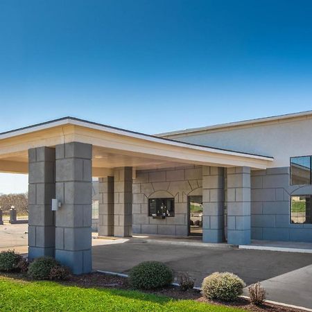 Days Inn By Wyndham Waco Near Downtown University Dış mekan fotoğraf